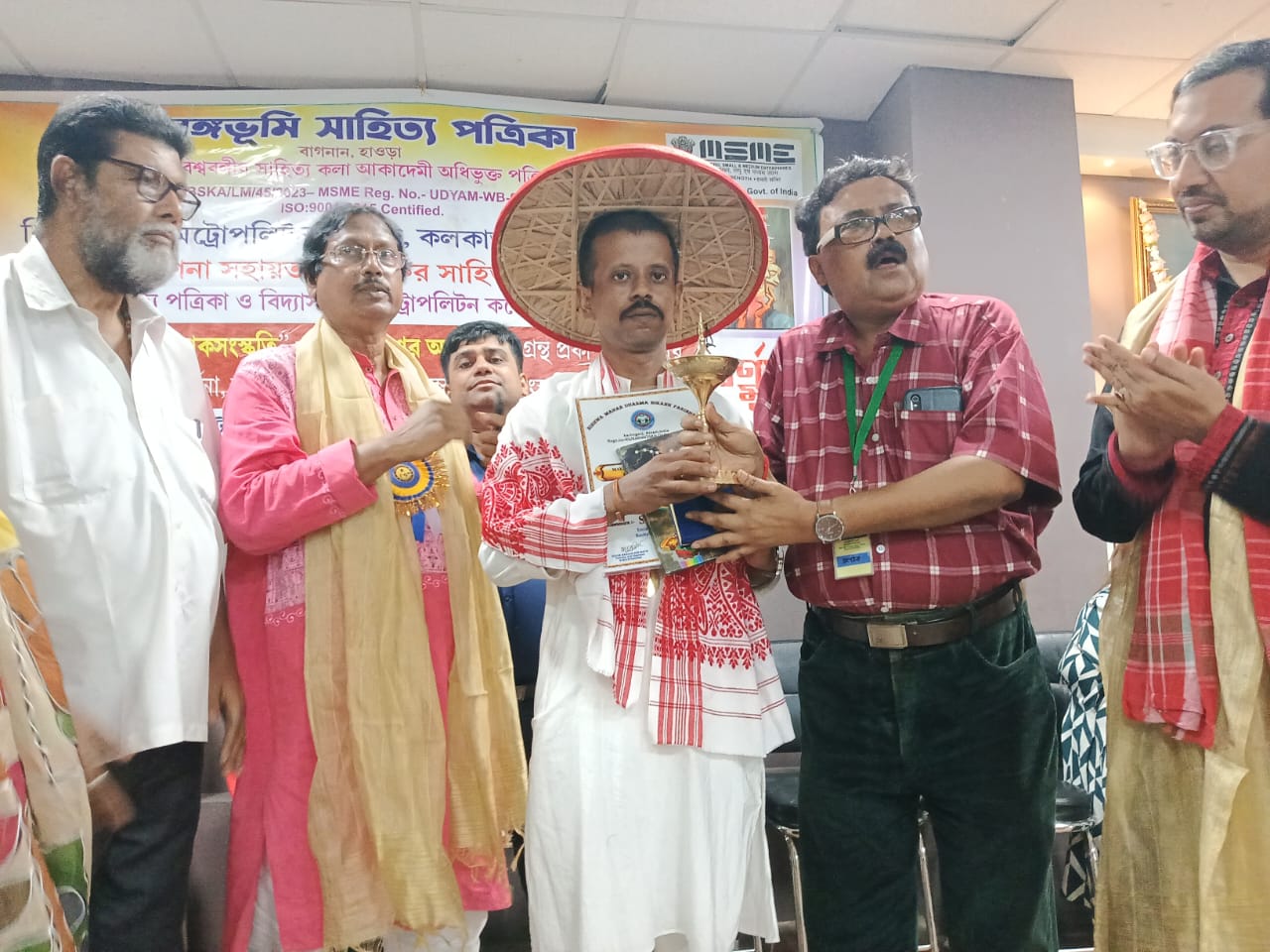 Hooghly civic volunteer Sajal Santra