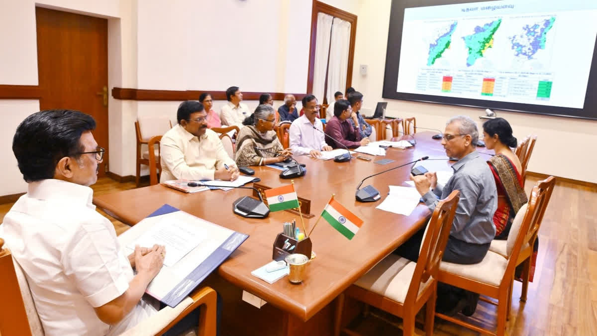 டிட்வா புயல்: நிவாரணப் பணிகளை விரைவுபடுத்துங்கள் - அதிகாரிகளுக்கு முதல்வர் ஸ்டாலின் உத்தரவு