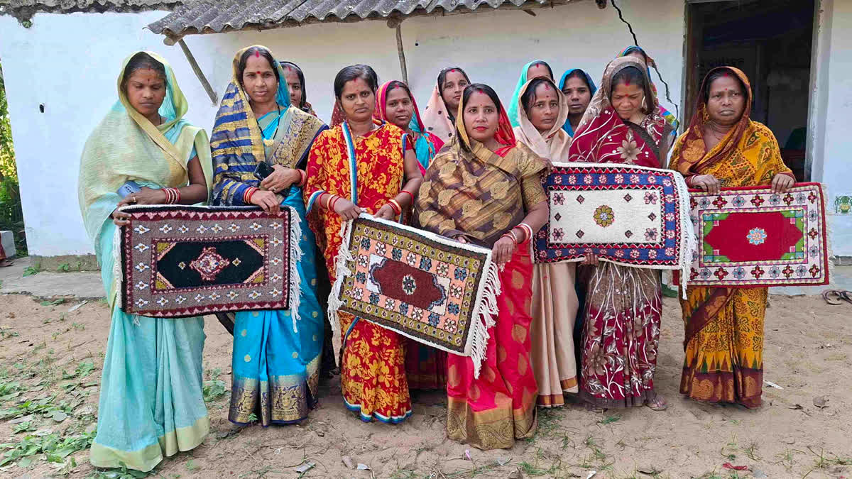 Kendrapara’s Women Weavers Left Waiting As Banks Deny Loans For Woolen Carpet Craft