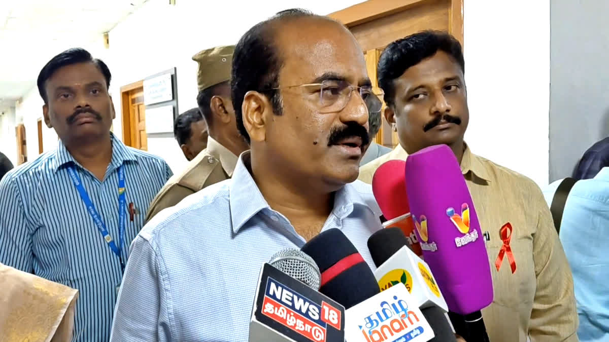 நெல்லையில் 2.33 லட்சம் வாக்காளர்கள் நீக்கம்? மாவட்ட நிர்வாகம் விளக்கம்