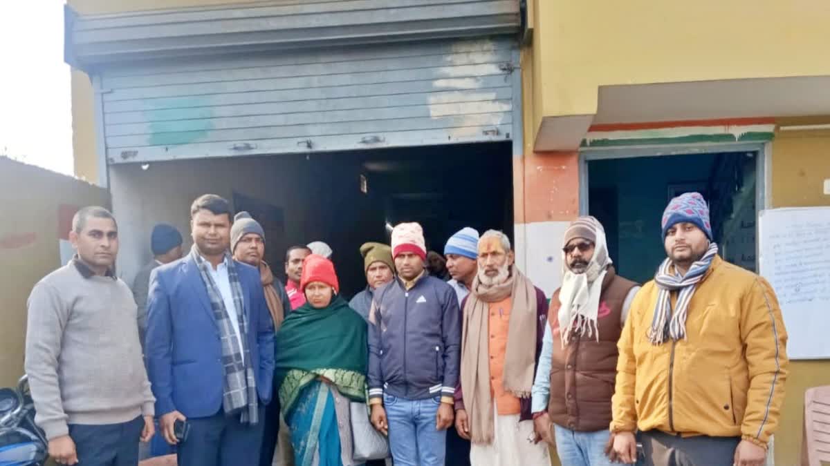 MAN RETURNS HOME AFTER 18 YEARS