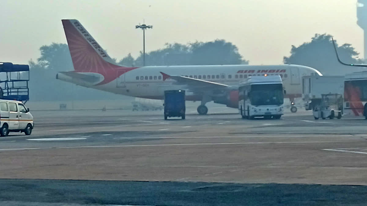 FLIGHTS CANCELLED  DUE TO FOG