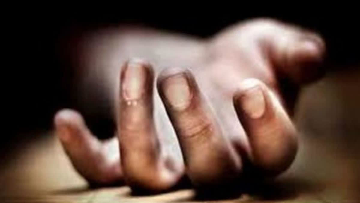 Woman Jumped In Well With Three Children