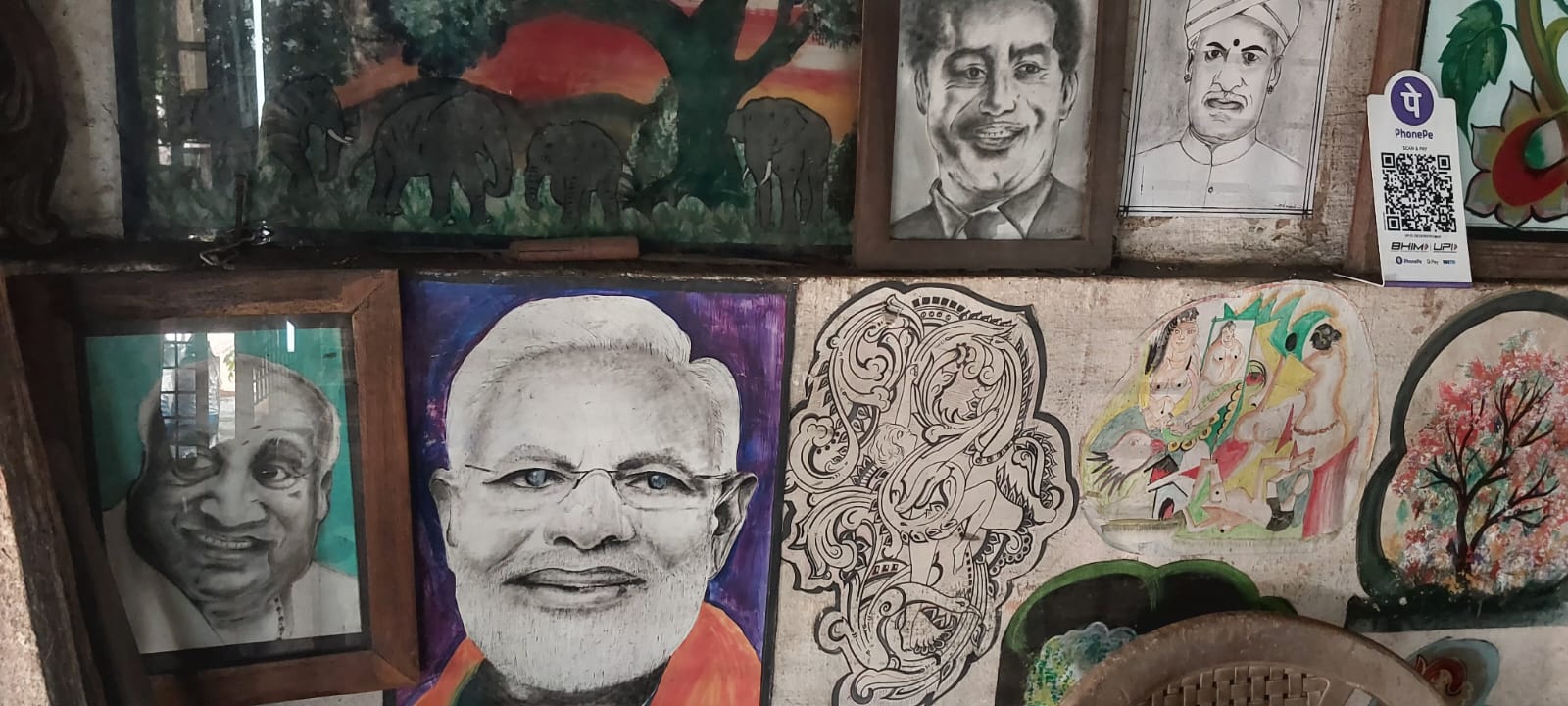 FORGE FULL OF PAINTINGS  KANNUR CHAPPARAPADAV  Paintings In Forge Of Ravi  Blacksmith Ravi In Kannur