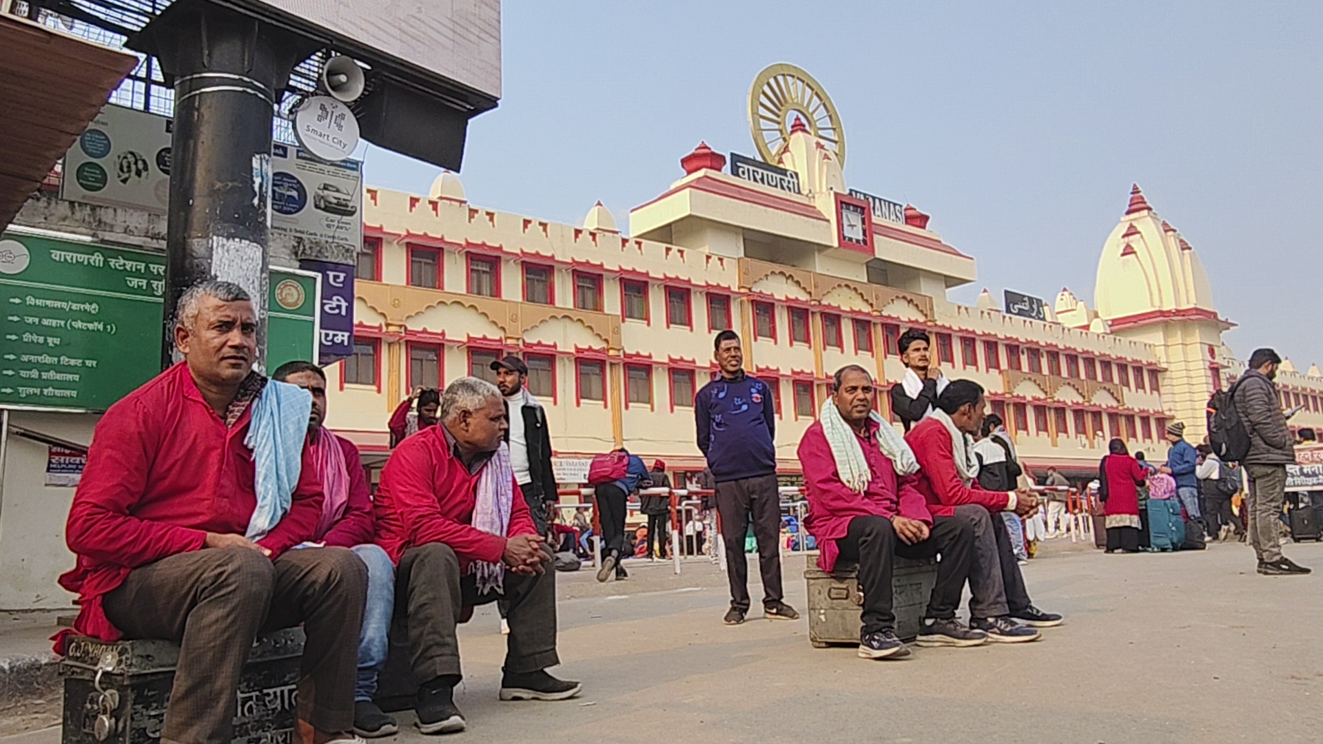 क्या कुछ बदला और क्या हैं इनकी मांगें.