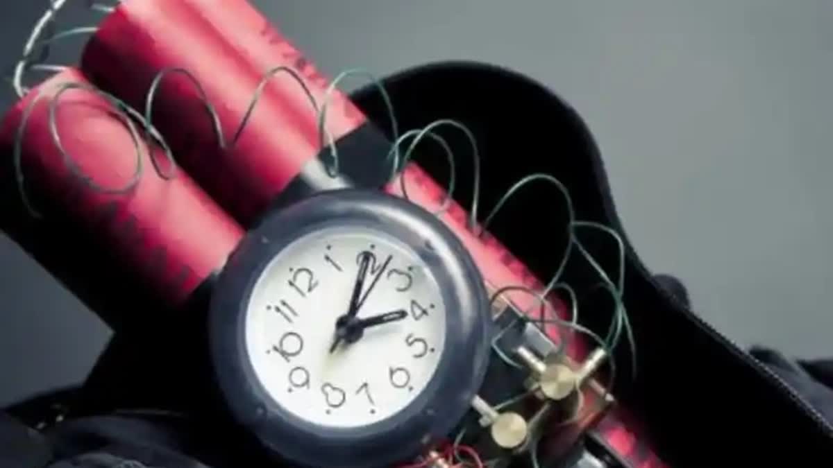 Security Agencies in a Tizzy as Mumbai Traffic Police receives bomb ...