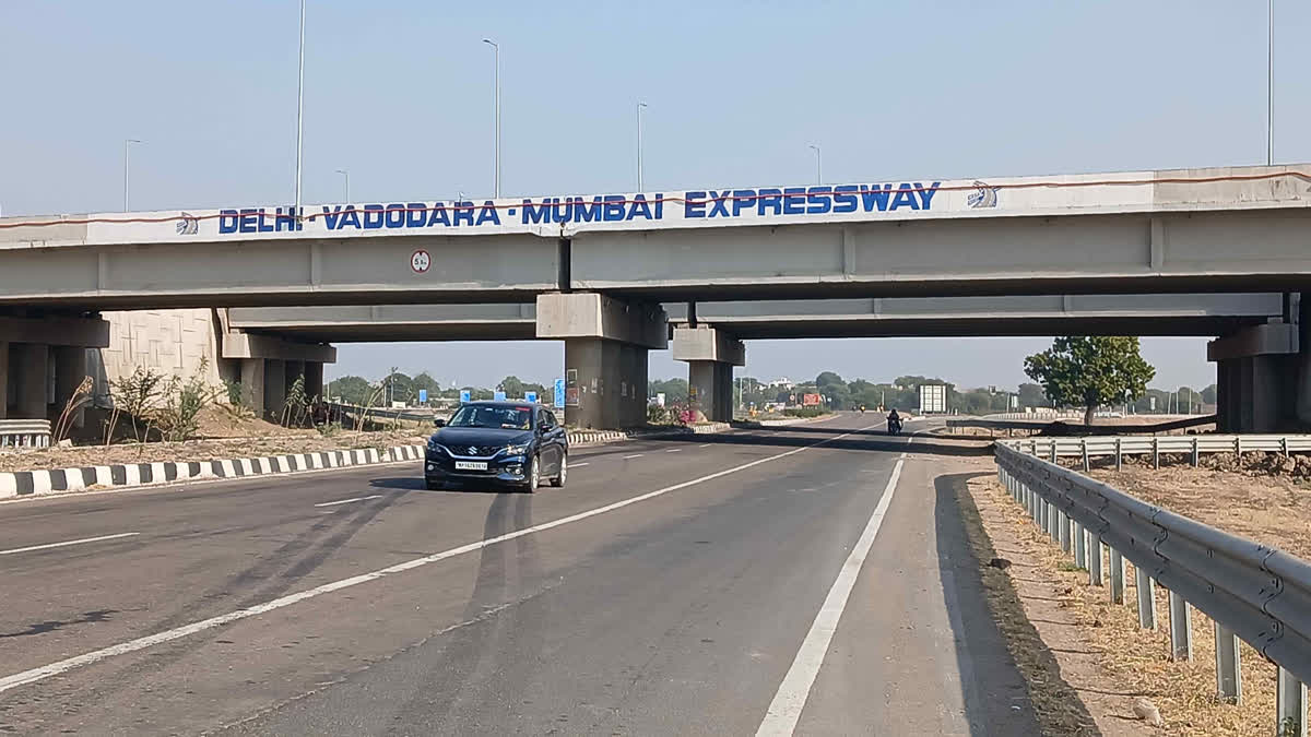 The Delhi-Mumbai Expressway