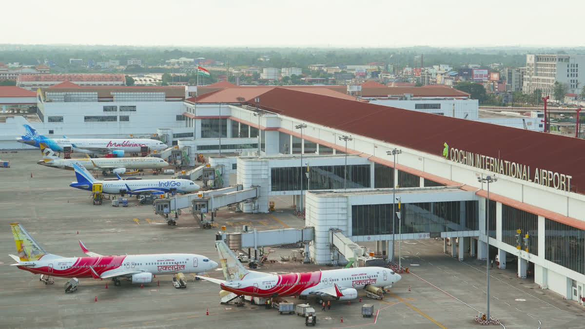 ഗൾഫ് യാത്രാ വിമാനങ്ങൾ റദ്ദാക്കി മിഡിൽ ഈസ്റ്റ് യുദ്ധ സാഹചര്യം ഗൾഫ് വിമാന സർവീസ് മുടങ്ങി കേരള പ്രവാസി യാത്രാ പ്രതിസന്ധി