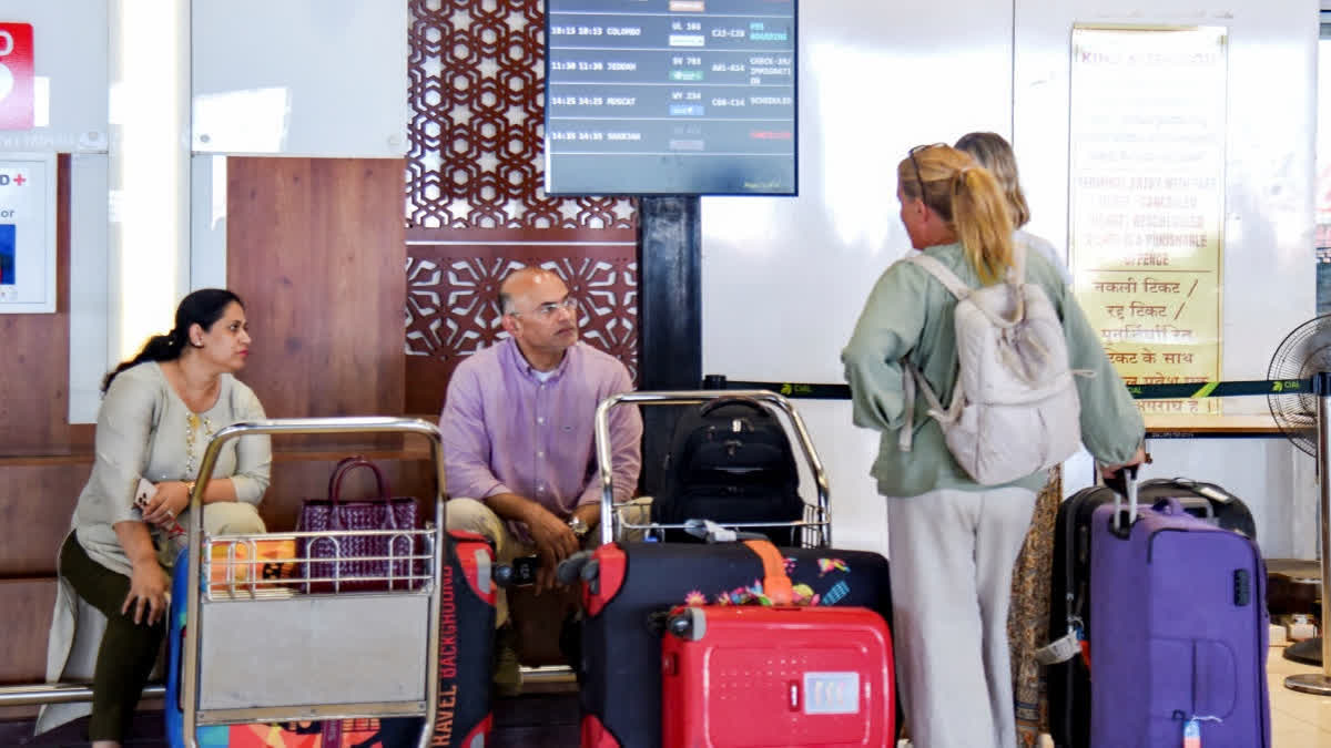 ଆମେରିକା, ୟୁରୋପକୁ ବିକଳ୍ପ ମଧ୍ୟପ୍ରାଚ୍ୟ ରୁଟ୍ ବ୍ୟବହାର କରିବାକୁ ଏୟାର ଇଣ୍ଡିଆ ବିମାନ ଉଡ଼ାଣ; 6ଟି ଉଡ଼ାଣ ବାତିଲ୍