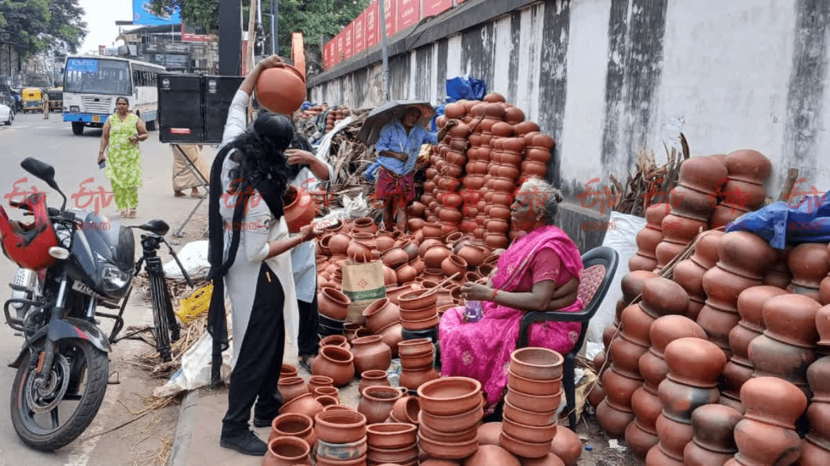 Thiruvananthapuram Stands Ready For Attukal Pongala Attukal Pongala