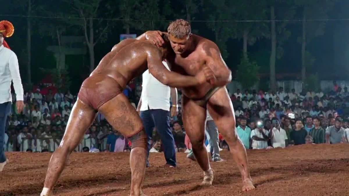 Wrestling tournament