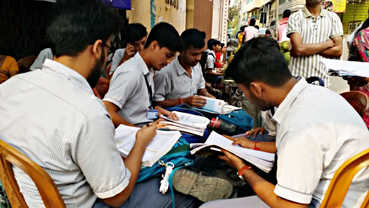 Career counselling after Madhyamik