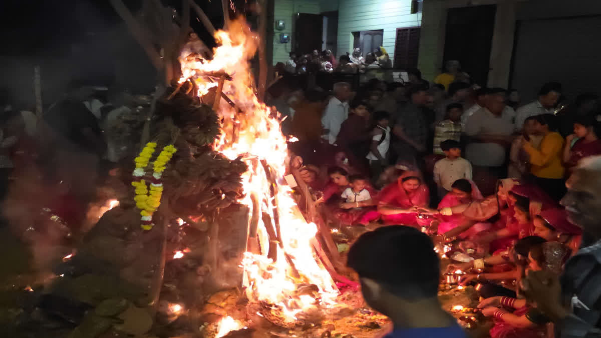Holika Dahan in Barmer