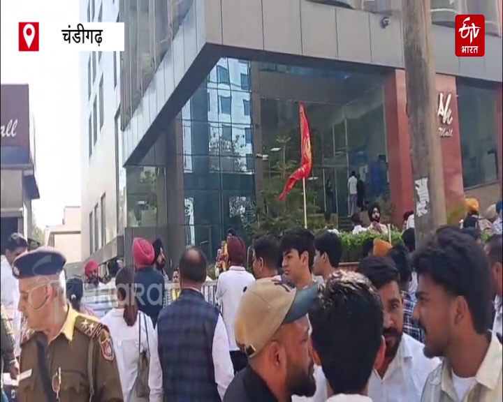 bomb threat in Chandigarh