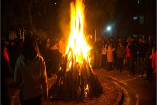 Throw these things out of your house before Holika Dahan, know why?