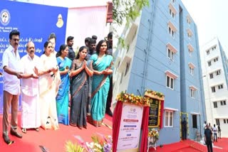 அடுக்குமாடி குடியிருப்புகள் திறப்பு விழாவில் முதல்வர்