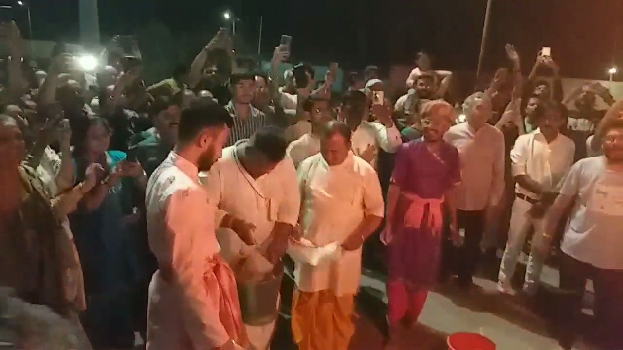 વૈષ્ણવ પંથી હવેલીઓમાં મનાવવામાં આવે છે રાળ ઉત્સવ