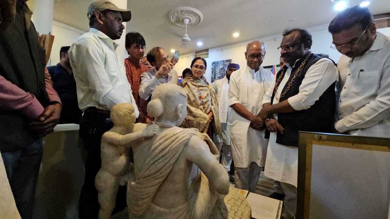 RESORT BUSINESS KANHA NATIONAL PARK