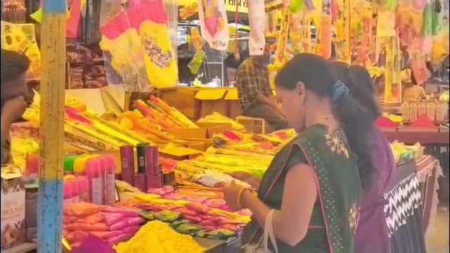 Holi chemical colours harmful