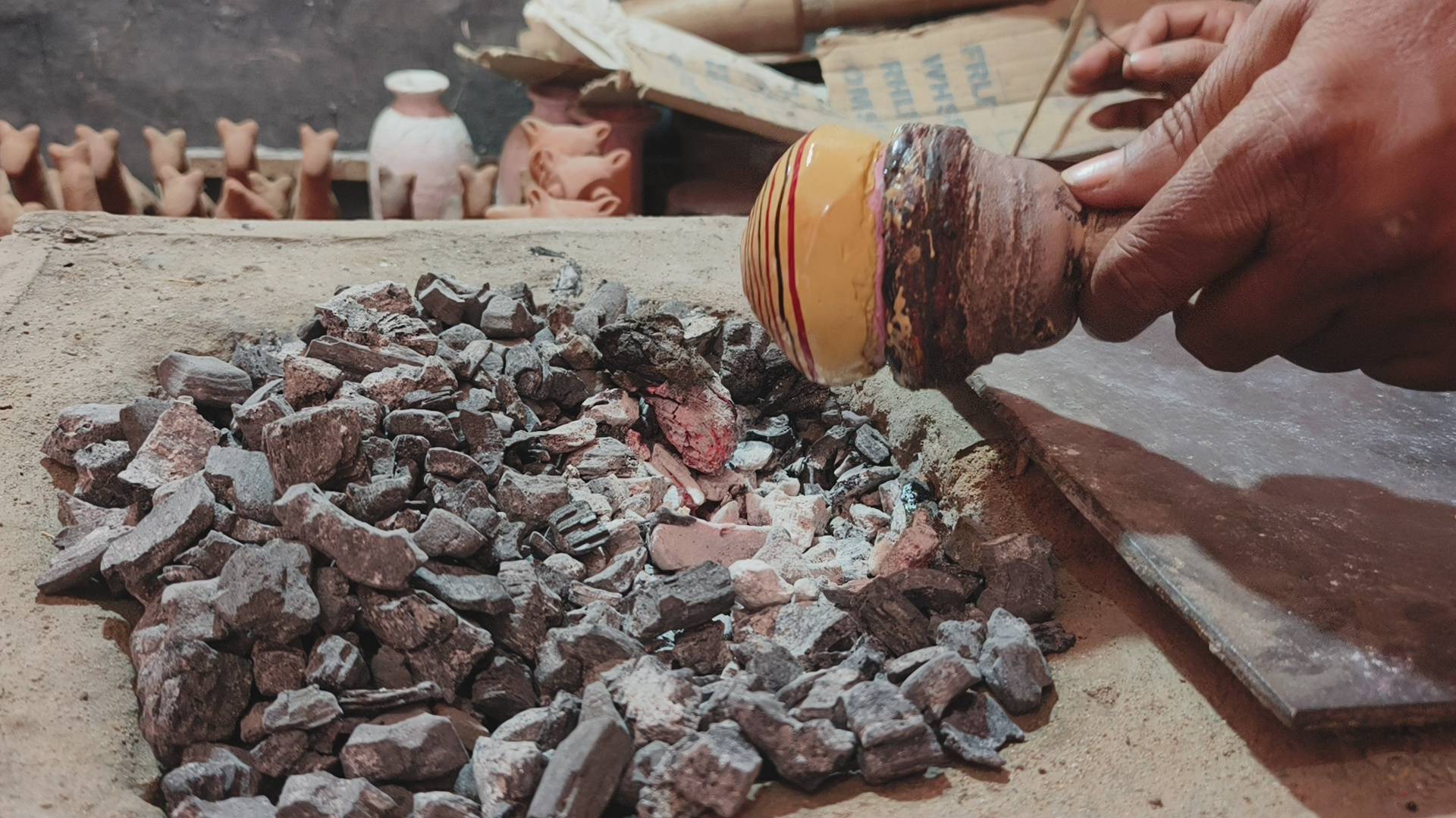 West Bengal's Ancient Gala Art Doyen Yusuf Ali Seeks Govt Aid To Revive Industry