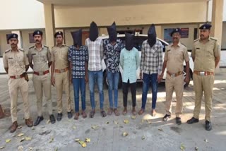 ખેડાના મહુધામાં ધોળે દિવસે લૂંટ