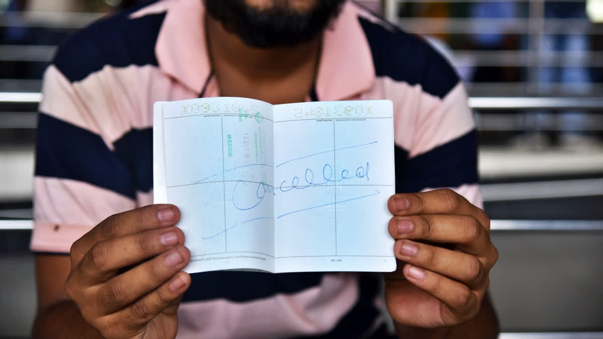 INDIANS DEPORTED FROM US