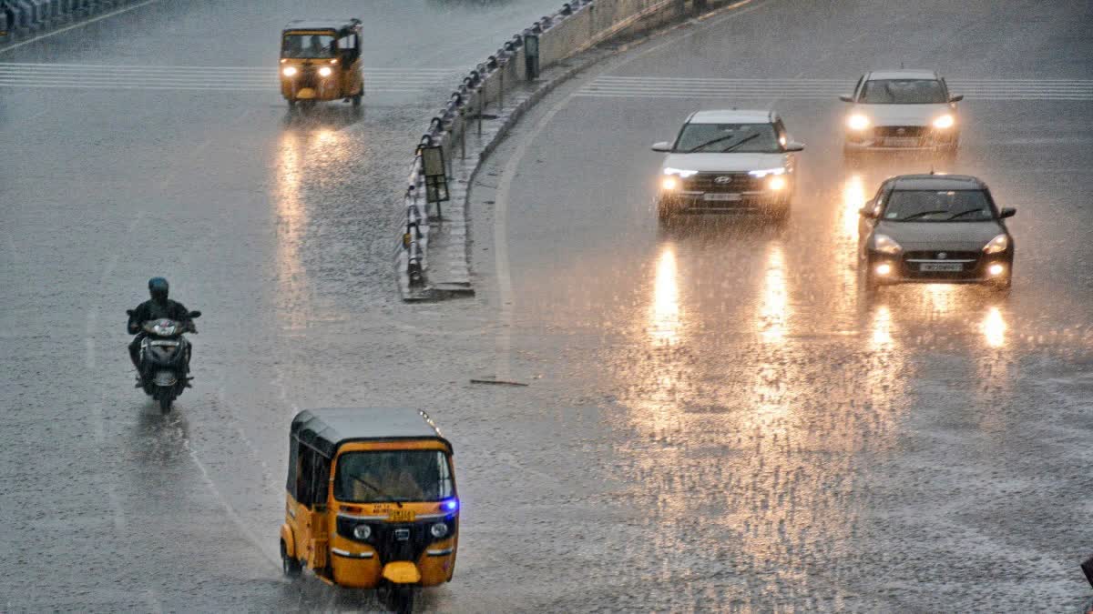 KERALA RAIN ALERT  SOUTHWEST MONSOON TO HIT KERALA  MONSOON ARRIVAL IN KERALA  LIGHTENING PERAMBRA