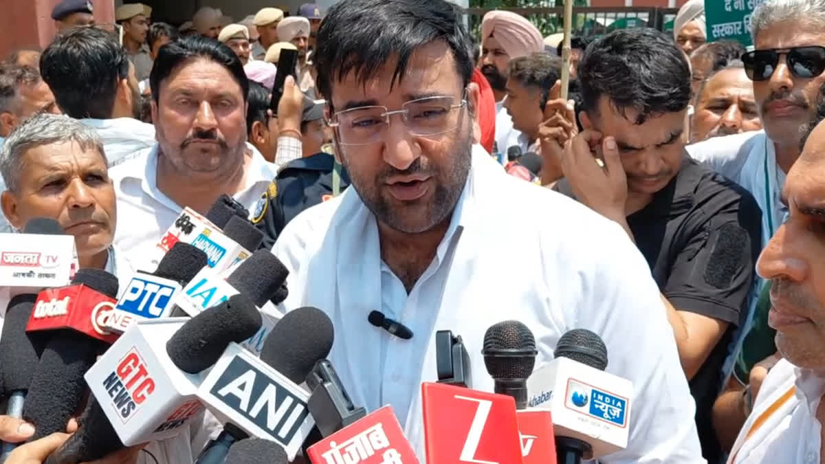 INLD Arjun Chautala on Rohtak SP Rohtak DC and Haryana IPS Association