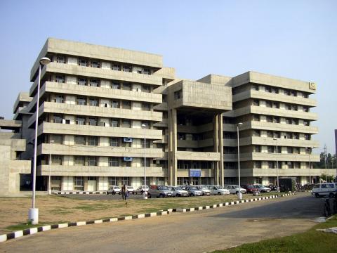 Twenty four year old doctor commits suicide at GMCH-32 in Chandigarh