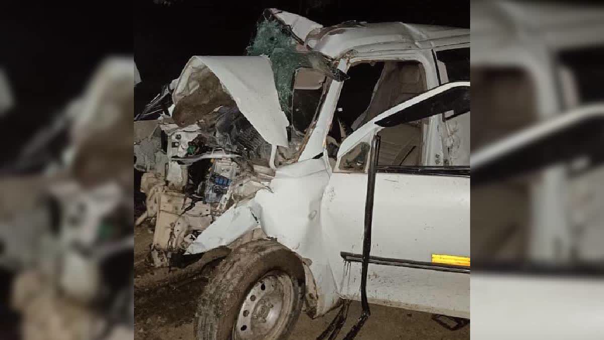 Uttar Pradesh: Three Friends Killed As Car Rams Into Tree To Save Cow ...