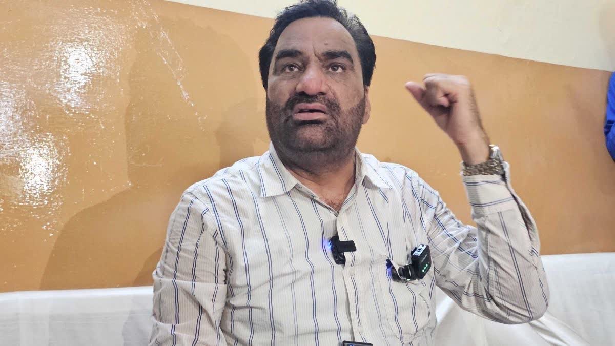 हनुमान बेनीवाल बाड़मेर पहुंचे