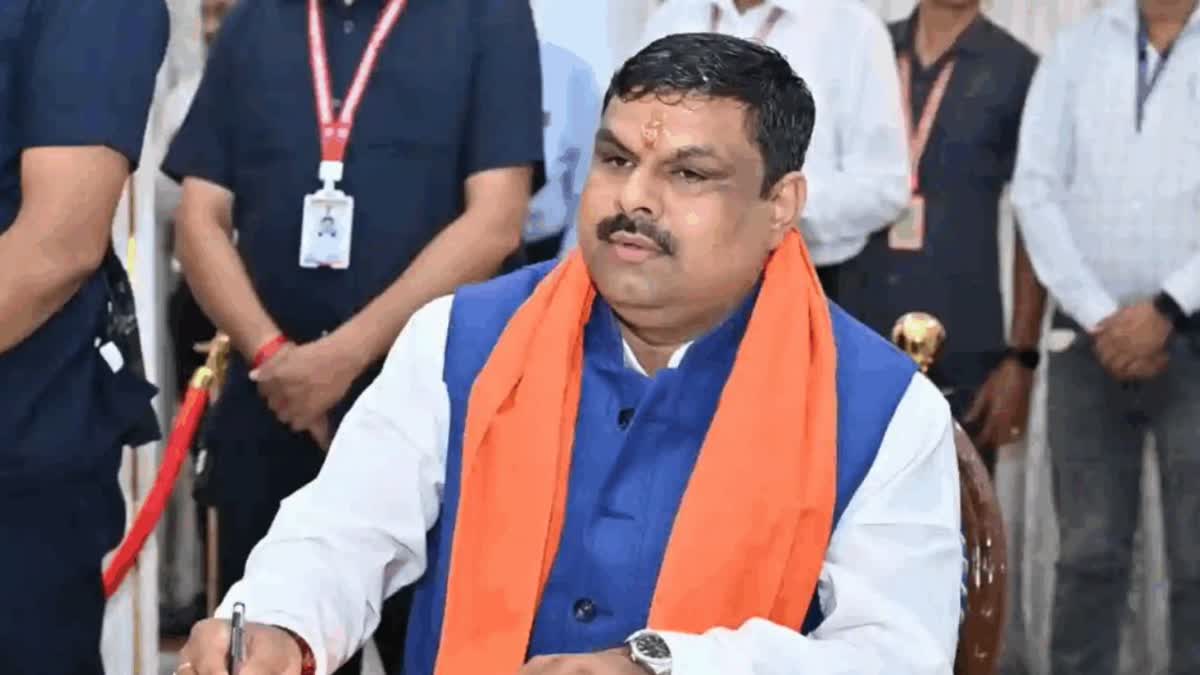 CHANTING OF MANTRAS IN SCHOOLS