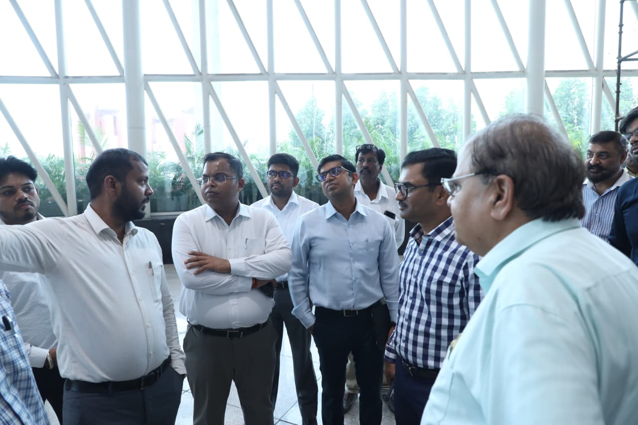 Indore ISBT facilities