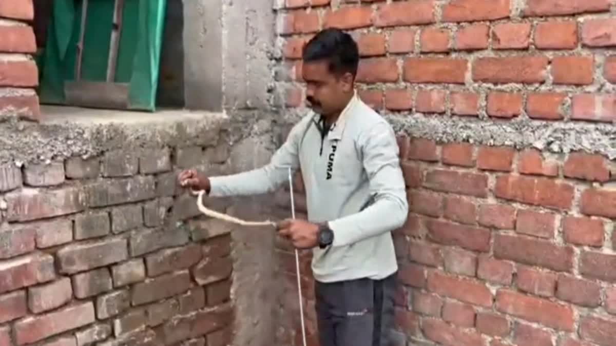 Snake rescuer Prashant Tiwari
