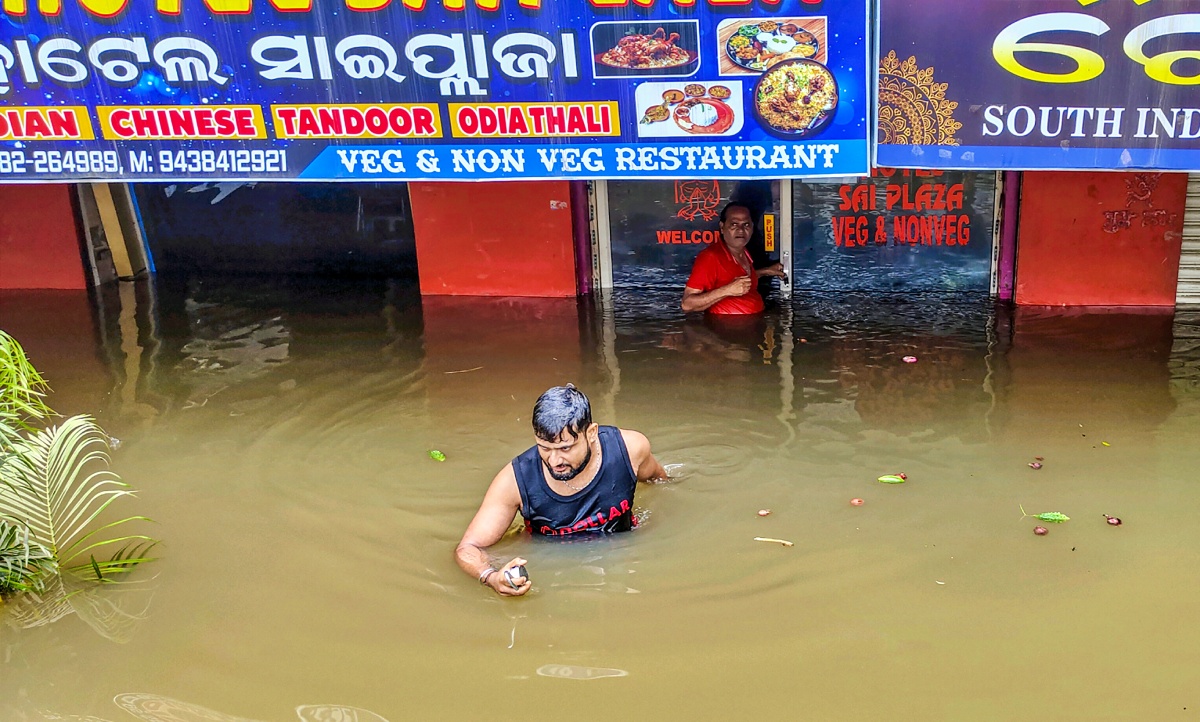monsoon HEALTH tips