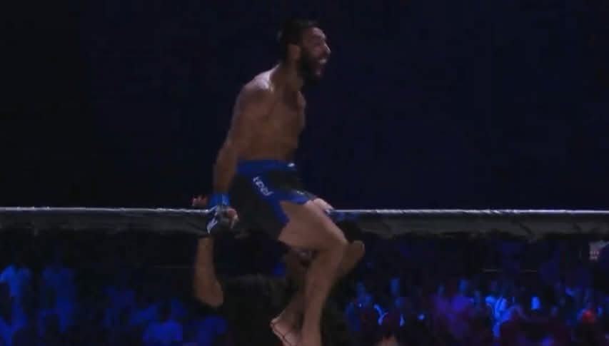 Owais Yaqoob needed just four minutes to knock out Bulgaria's Delyan Georgiev.