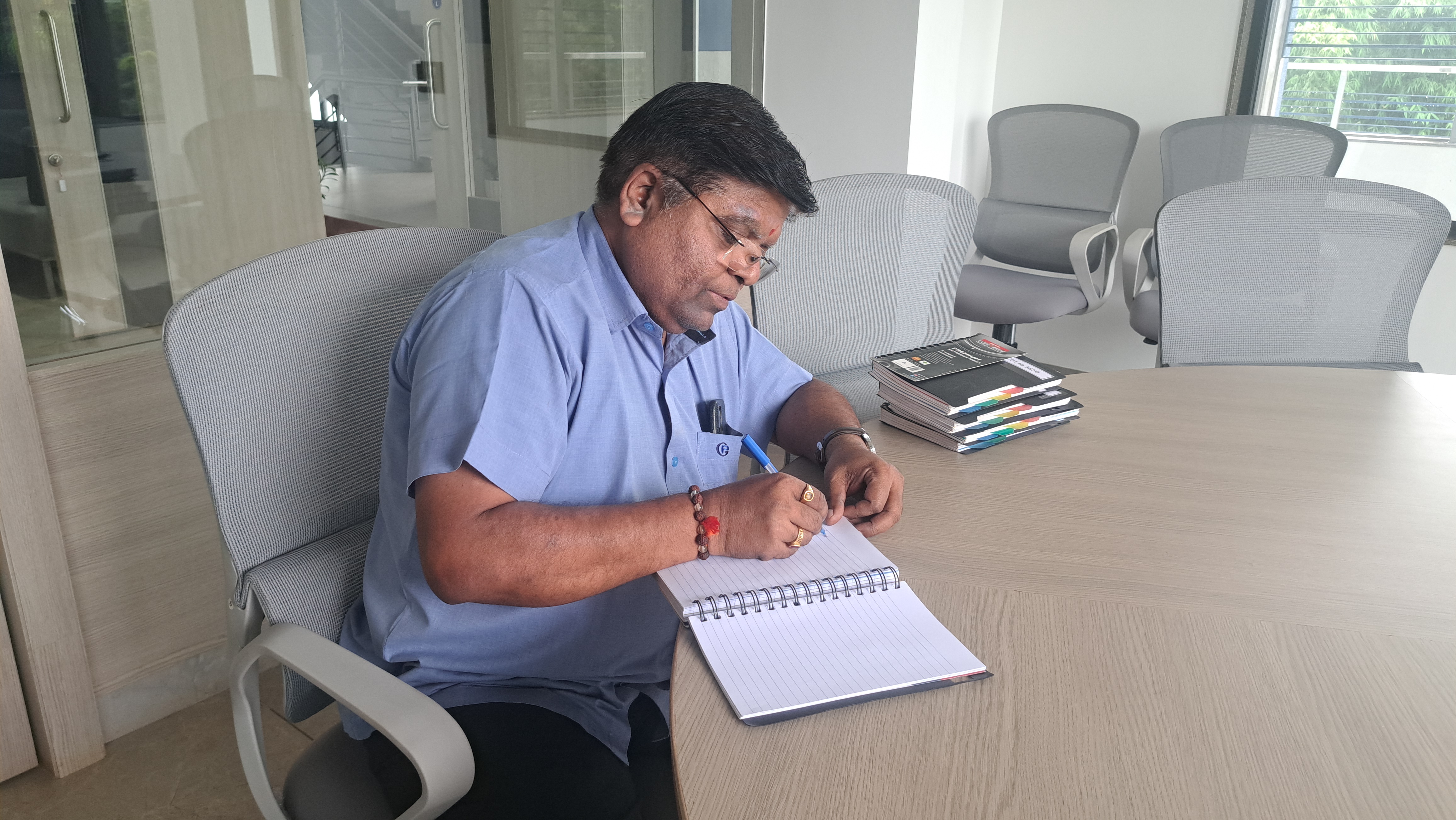 Mechanical engineer handwritten 10,000 good ideas make it into Indian Book of Records