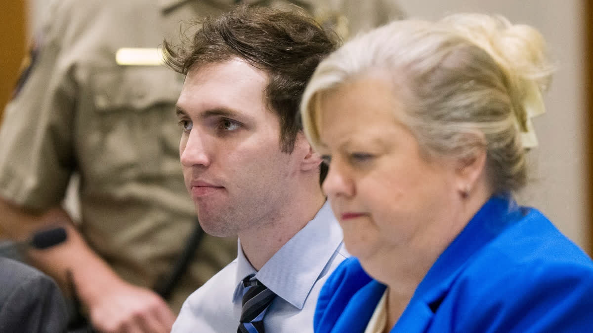 FILE - Tyler Robinson, who is accused of fatally shooting Charlie Kirk, sits beside defense attorney Kathryn Nester during a hearing in 4th District Court in Provo, Utah, on Jan. 16, 2026.