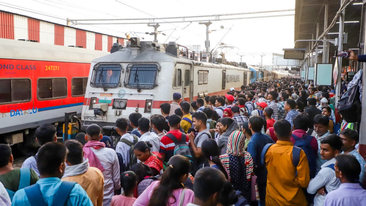 SPECIAL TRAINS EXTRA PASSENGERS  INDIAN RAILWAY  RAILWAY SPECIAL TRAINS  ONAM SEASON RAILWAY SPECIAL TRAINS