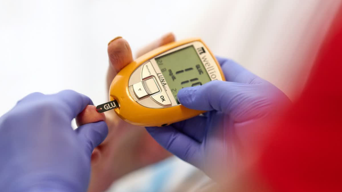 DIABETIC AUTONOMIC NEUROPATHY DIABETES COMPLICATIONS ANAL INCONTINENCE LEAKY BOWEL IN DIABETICS