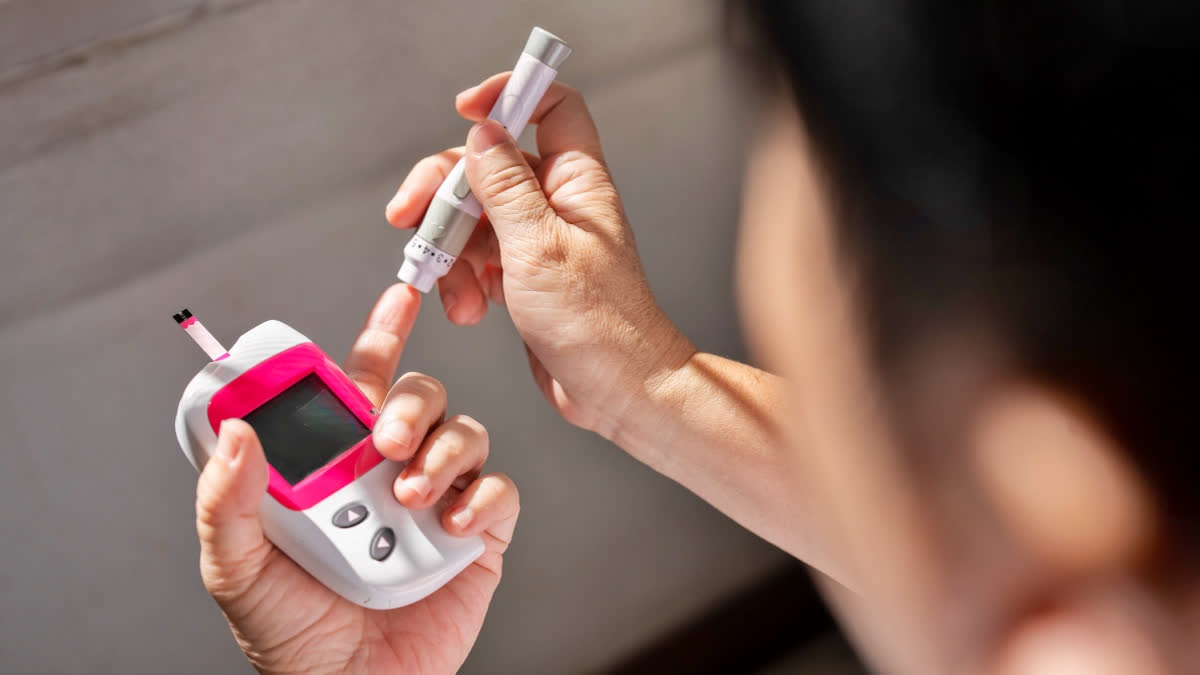 DIABETIC AUTONOMIC NEUROPATHY DIABETES COMPLICATIONS ANAL INCONTINENCE LEAKY BOWEL IN DIABETICS