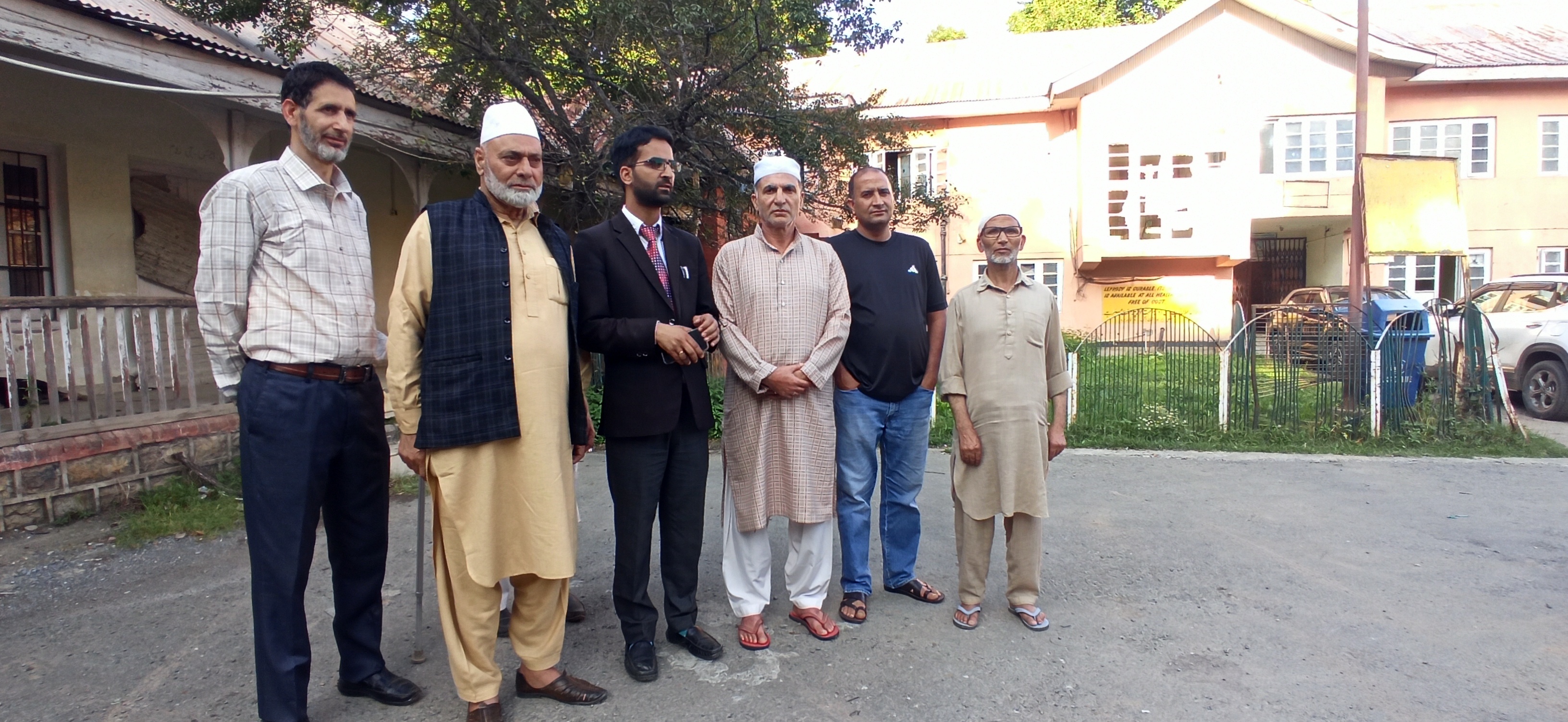 Demand to immediately bring the old sub district hospital building of Doro into public use, Urdu News