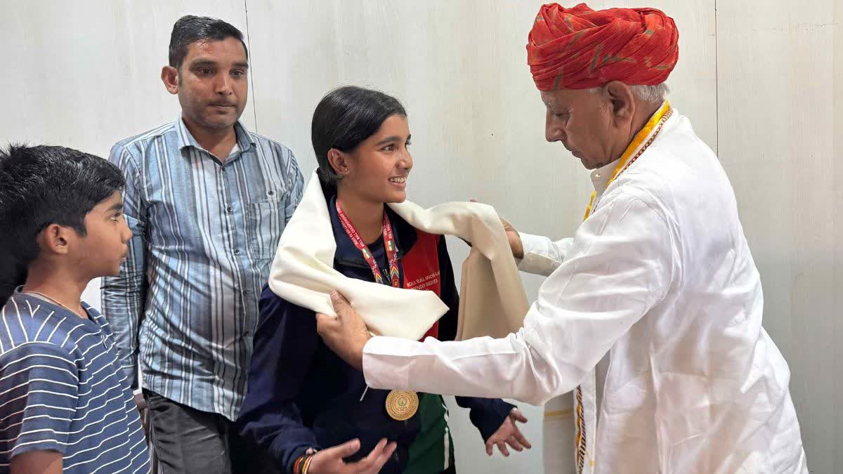 Union Minister extended a welcome.