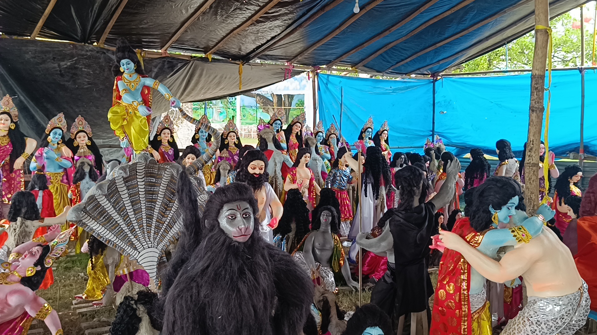 Preparations for the Hauli Raas Festival