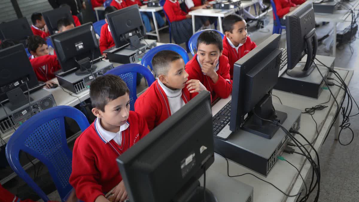 World Computer Literacy Day: 10 Interesting Facts About Computers That ...