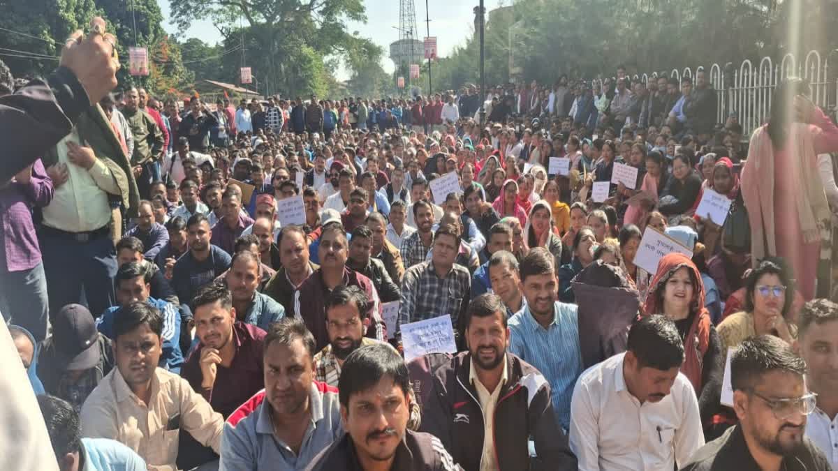 UPNL EMPLOYEES STRIKE