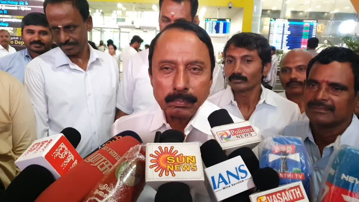 எம்ஜிஆர், ஜெயலலிதா பின்பற்றிய விஷயங்களை ஈபிஎஸ் பின்பற்றவில்லை - செங்கோட்டையன் ஓபன் டாக்