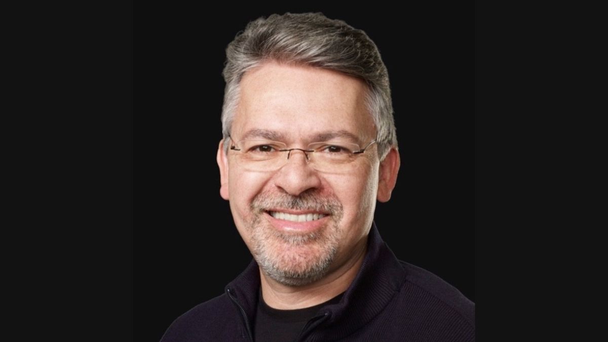 Apple AI head John Gianandrea resigns. Successor to former Microsoft Vice President of AI Amar Subramanya