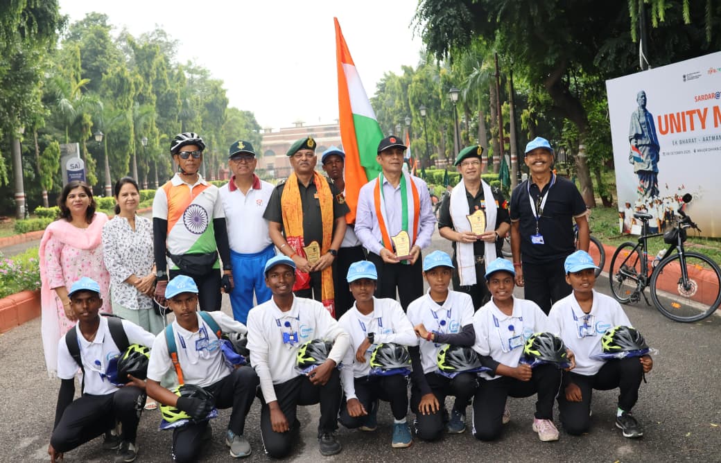 Asansol Teens Cycle 3,500 KM to Ladakh, Conquer Galwan Valley And Pangong Lake