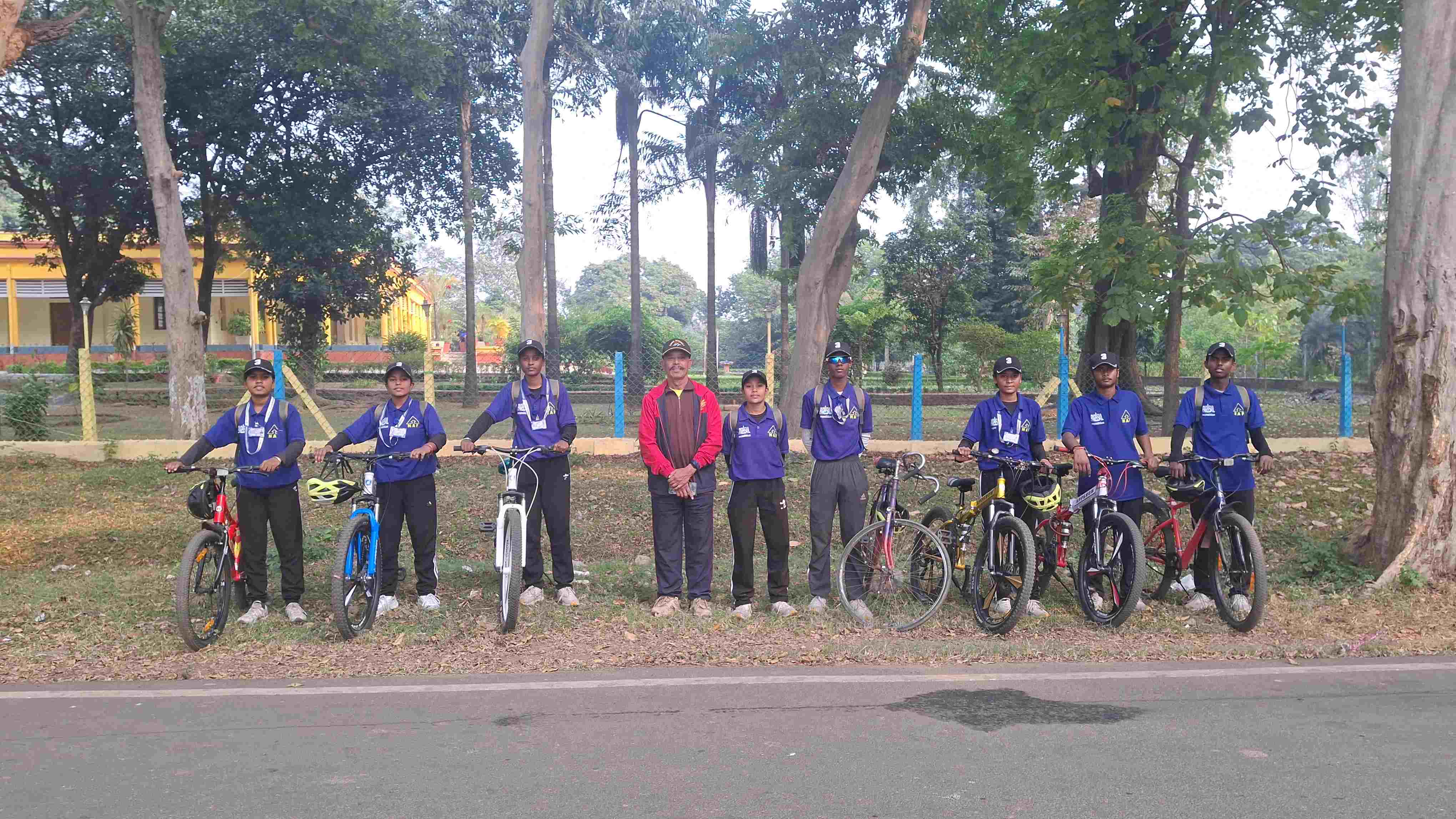Asansol Teens Cycle 3,500 KM to Ladakh, Conquer Galwan Valley And Pangong Lake